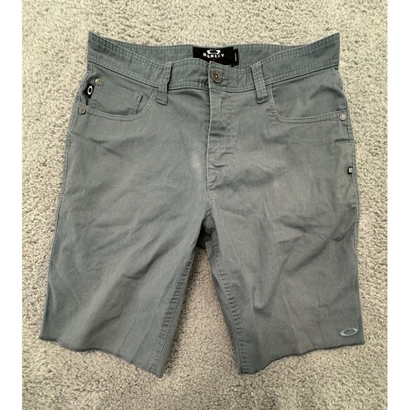 Oakley men's slim fit shorts Size 34 Gray Casual Weekend‎ - Picture 1 of 6